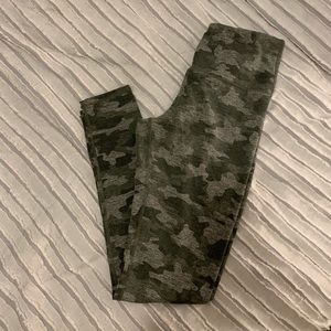 Camo leggings